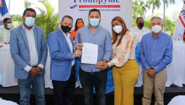 Promipyme desembolsa más de 96 millones en préstamos a comerciantes del Merca Santo Domingo