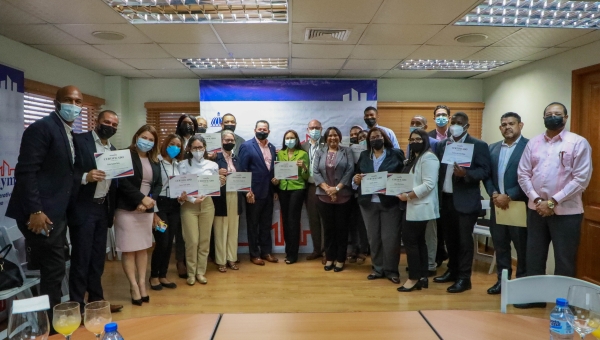 Programa “Promipyme-Oportunidad” promueve 15 servidores públicos.