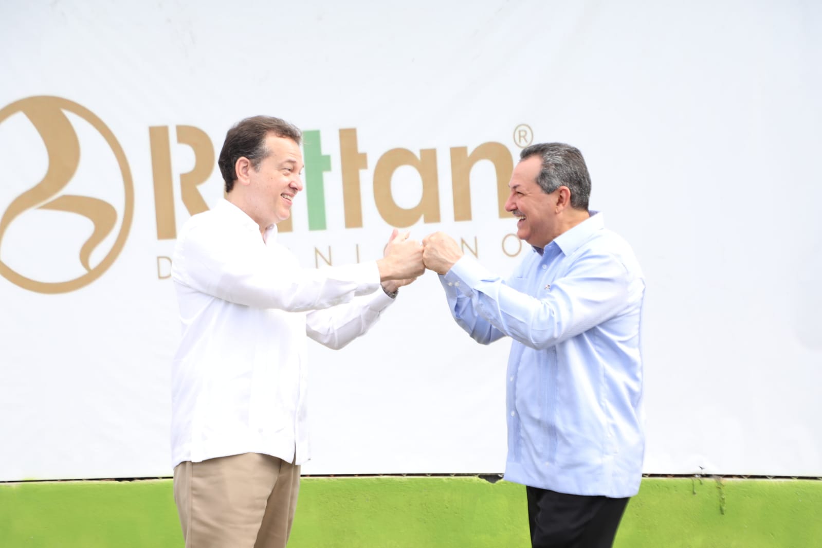 Ruta Industrial: Ministro de Industria y Comercio Visita a Rattan Dominicano