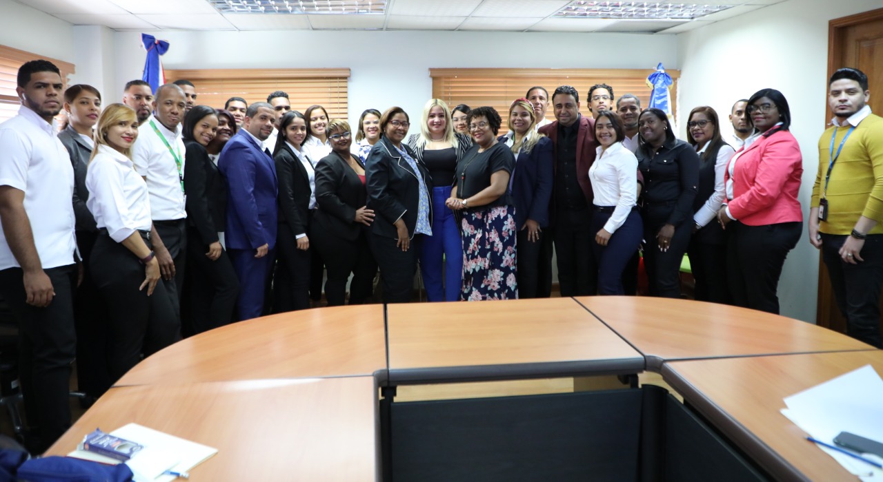 Gerencia Formación y Capacitación imparte Taller de Oratoria