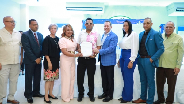 Promipyme entregó RD$417 millones en préstasmos en SPM 63% préstamos beneficiará mujer macorisana;2.5 millones trabajan sector Mipymes