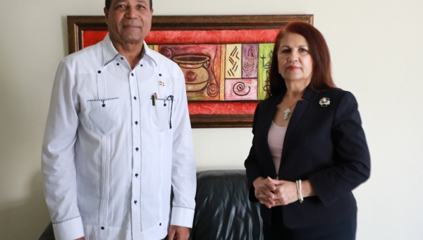 Subdirector de Gestión Empresarial  Promipyme  habla sobre programa de capacitación en Pantalla Abierta