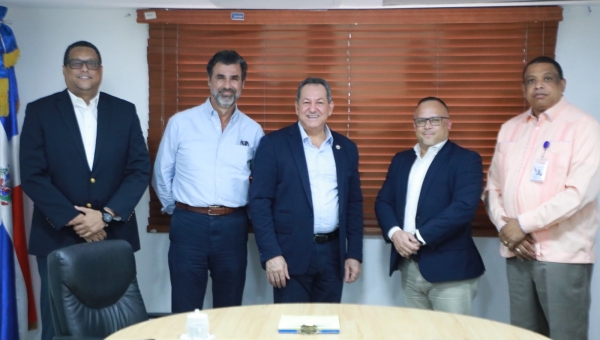 Porfirio Peralta recibe comisión ADITEX