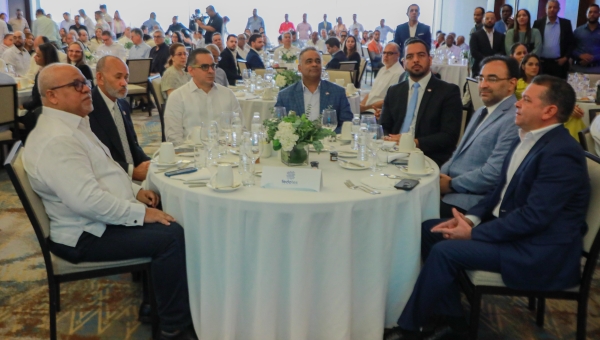 Director Promipyme asiste acto Fedotex